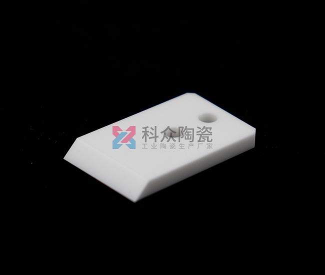 氧化鋯陶瓷產(chǎn)品有什么性能優(yōu)勢呢?(圖)