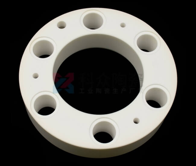 氧化鋁陶瓷的透光性與什么因素有關(guān)?(圖)