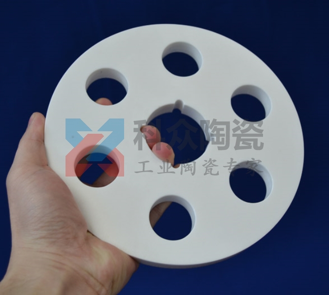 氧化鋯陶瓷研磨后為什么會有精度誤差?